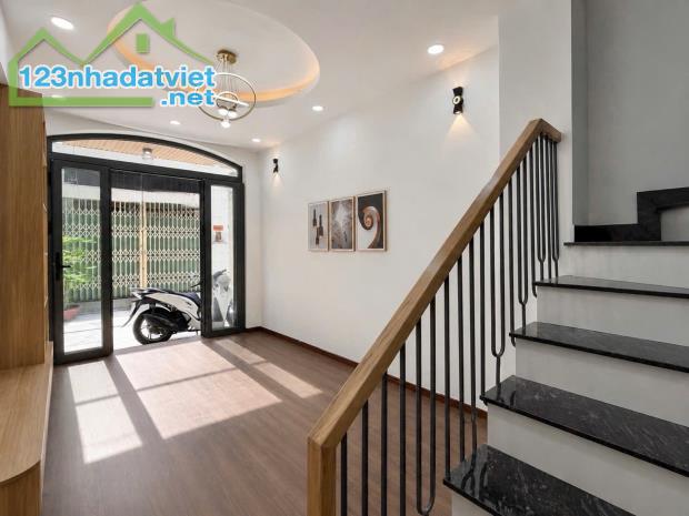 Bán nhà Q3 điện biên phủ 31m2 4 lầu 8tỷ1 có TL - 2