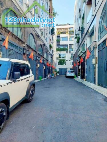 NHÀ 3 TẦNG GIÁP ST EMART 2 PHAN HUY ÍCH - GẦN QUANG TRUNG GV - HẺM 6M - 64M²(4×16). - 1