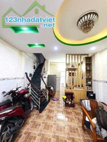 Nhà mới 3 tầng BTCT Trần Văn Ơn, Tân Phú 3PN cách MT 30m sầm uất, đủ tiện ích chỉ 4.X tỷ. - 1