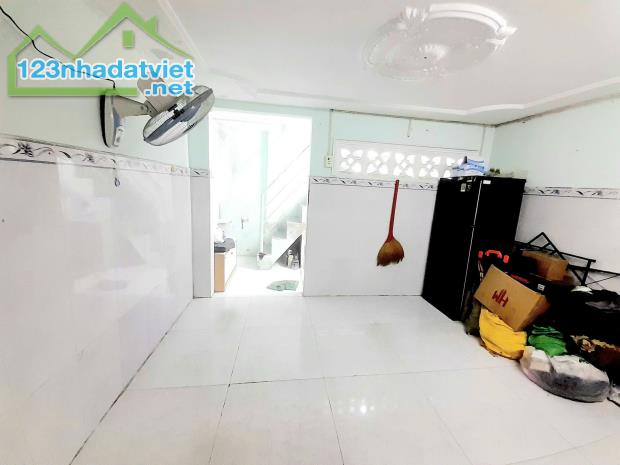 Bán Nhà 3 Tầng Quang Trung, P10,  Gò Vấp Chỉ 2 tỷ - 2
