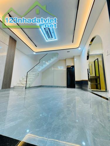 Nhà mới ngang 8m sang trọng Hưng Phú P9Q8 cách mặt tiền 3 căn. Giá: 6.2 tỷ - 1