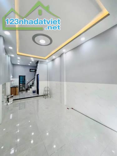 BÁN NHÀ MẶT TIỀN HẺM KINH DOANH MINH PHỤNG  QUẬN 11 ( 34m2 - 2 tầng ) Giá 7.1 Tỷ.