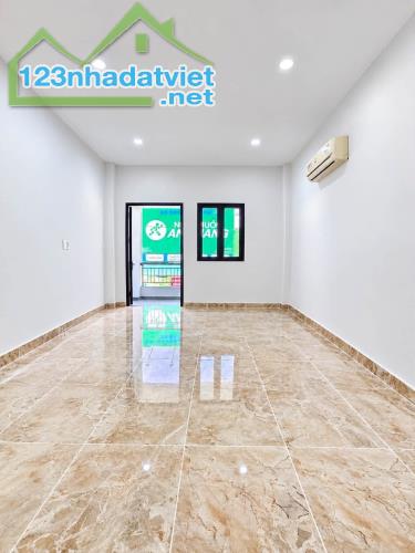 BÁN NHÀ MẶT TIỀN LÊ TRỌNG TẤN, SÁT ĐHCT, 60M² 2 TẦNG MỚI, SỔ A4, NHỈNH 8 TỶ - 4