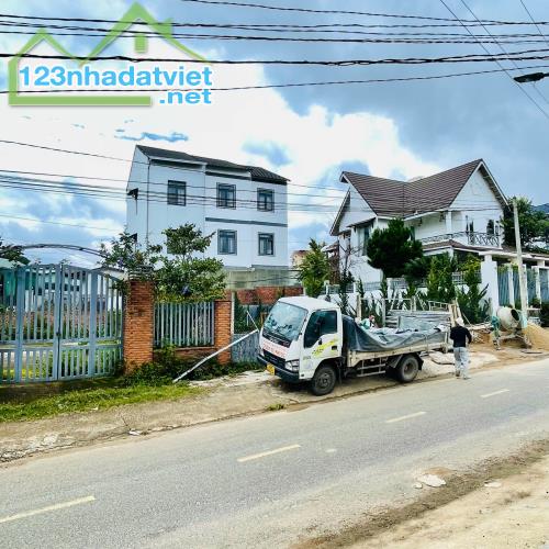 Bán đất mặt tiền đường Đa Phú gần 300m2, giá 7,8 tỷ