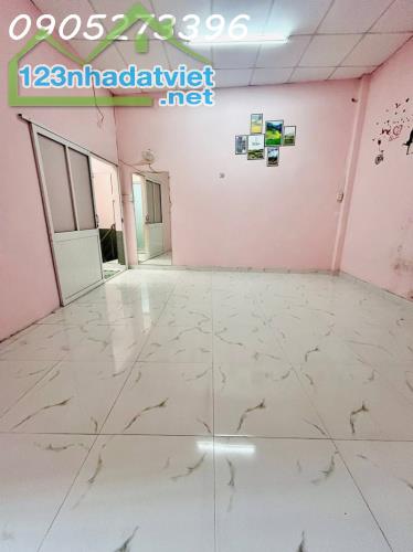 CHÍNH CHỦ BÁN NHÀ ĐẸP GIÁ RẺ - 35M2 - NHỈNH 3 TỶ - 2