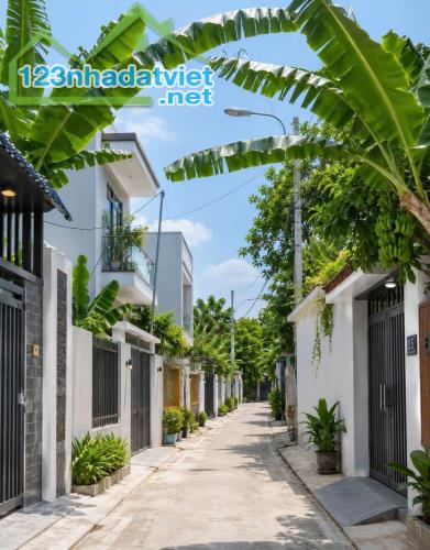 BÁN ĐẤT HẺM XE HƠI DĨ AN - NGANG 8 MÉT PHÂN 2 LÔ HOẶC XÂY BIỆT THỰ - 2