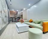 Nhà mới xây 3 tầng giá rẻ bất ngờ