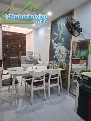Bán nhà HXH Đường số 44 – Emart 2, P.14, GV: 4 x 16, giá 6,99 tỷ. - 2