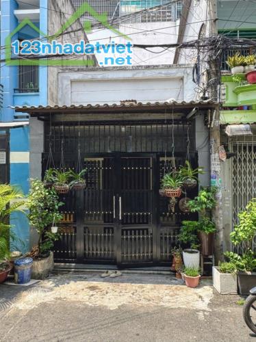 NHÀ 45M2 (4x11) HẺM 5M BÊN HÔNG TRƯỜNG KIM ĐỒNG GIÁ 4.65 TỶ