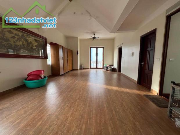 Biệt Thự Vĩnh Hoàng, 185m², 4 Tầng, MT 12.85m, Sát Hồ, 6PN, Không Gian Riêng, Giá 68 Tỷ - 4