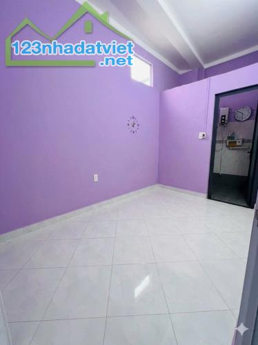 🏡Phạm Thế Hiển P.Bình Đông Quận 8 - 3 Tầng - Ngang Hiếm 5.2m - 4PN - Nhỉnh 4 Tỷ Xíu - 4