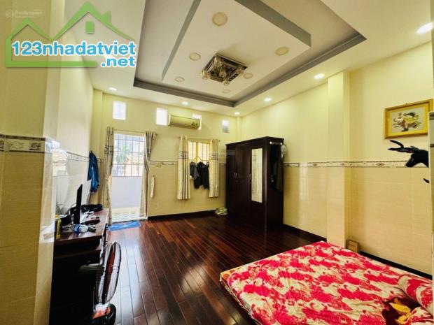 Bán nhà 4 tầng Âu Dương Lân Quận 8, ngang 4.2x25m, nhỉnh 13 tỷ - 2