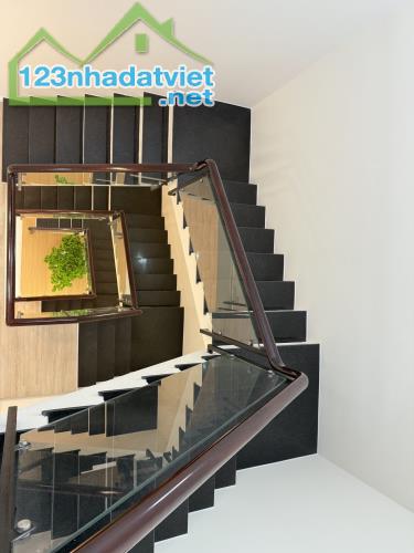 Biệt thự mini Lê Văn Thọ P.11 Gò Vấp 4 tầng 122m2 ngang 6.8m giá 22.5 tỷ - 3