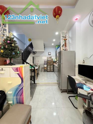 [D2884] Bán nhà đẹp Đ. Số 2 An Hội Đông, sát chợ Xóm Mới, 4.x tỷ - 2