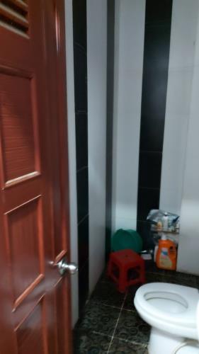 Cho thuê nhanh nhà nguyên căn 2 lầu 3PN  hẻm LLQ gần chợ Tân Bình - ngã tư Âu Cơ 15tr TL - 4