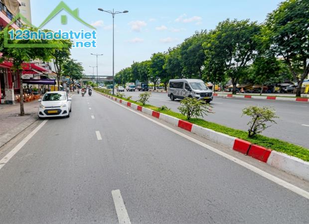 H2804* MT Phạm Văn Đồng cạnh Ga Gò Vấp K.Doanh đỉnh, N.Hậu 16.x tỷ