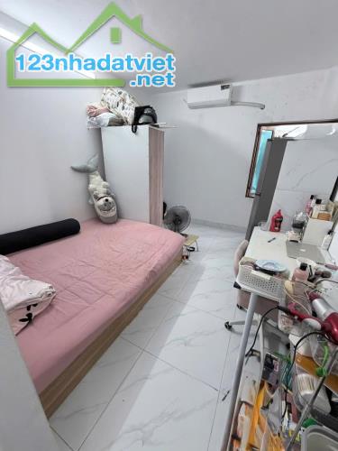 CẦN PASS PHÒNG  GẤP NGUYỄN XIỂN – HÀ NỘI