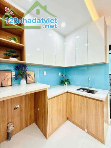 Nhà Đẹp 3 Tầng BTCT Âu Dương Lân P3Q8 - 3x6 – 3PN – Chỉ 2,x Tỷ - 2