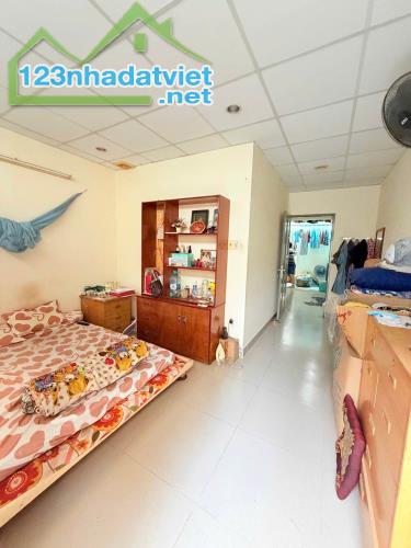 QUẬN 3 - HẺM 4M - GẦN MẶT TIỀN RẠCH BÙNG BINH -  2 TẦNG - 3PN - 52M2 - CHỈ 7.8 TỶ - 2