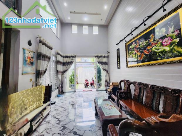 D2808* Biệt thự M.Tiền Nở hậu cạnh Ga Gò Vấp, nhỉnh 25.x tỷ - 1