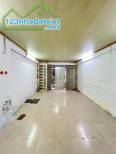 Nhà 1 lầu HXH nở hậu Âu Dương Lân P2Q8 P.Chánh Hưng - 3