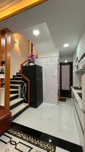Bán nhà Trần Quang Diệu-Q3  4 lầu 36m2 10tỷ - 2