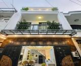 Cần bán gấp nhà siêu đẹp đường Nam Kỳ Khởi Nghĩa, Quận 3, 37m², giá 5 tỷ, hẻm xe hơi