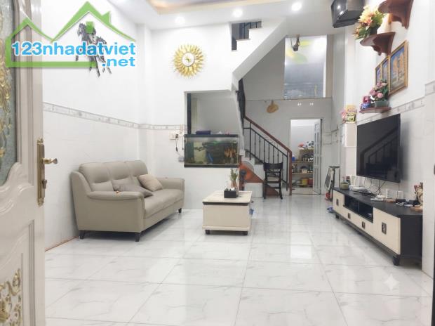 BÁN NHÀ ĐƯỜNG BÌNH LONG, P. TÂN QUÝ – 65M² – 9 TỶ