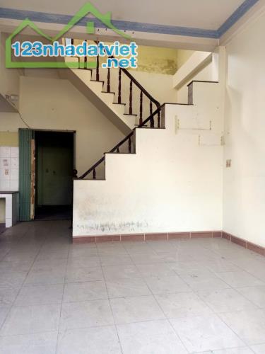 Ngay chợ Thủ Đức, Võ Văn Ngân, Linh Chiểu, Thủ Đức, 65m, 2 tầng, chỉ 5 tỷ.
