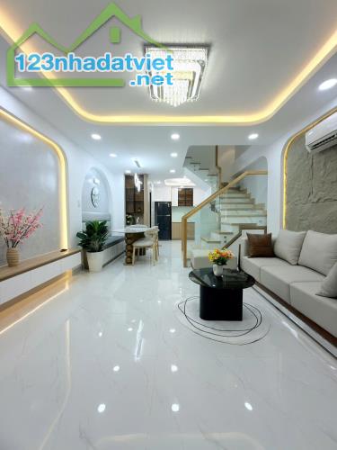 🏡 BÁN NHÀ TRƯỜNG SA QUẬN 3 – 4,2x9M – 3PN – 7,95 TỶ - 1
