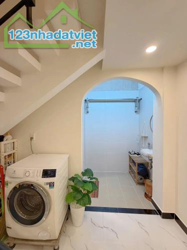 Nhà vị trí đẹp bờ kè Nguyễn Duy P8Q8 (P.Chánh Hưng) - 2
