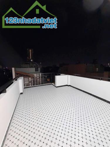 Nhà vị trí đẹp bờ kè Nguyễn Duy P8Q8 (P.Chánh Hưng) - 4