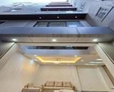 Nhỉnh 9Tỷ Ngay TT Nguyễn Văn Cừ(Long Biên) Nhà Dân Xây 6Tầng, Gần Phố, Chỉ Việc Vào Ở Ngay