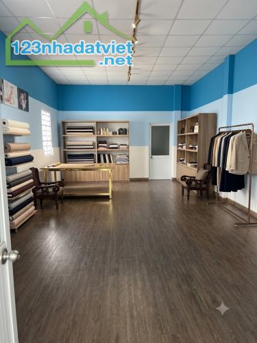 BÁN ĐẤT TẶNG NHÀ CẤP 4 HXH LƯƠNG VĂN CAN, 6M X 22M, SỔ VUÔNG, KHÔNG QUY HOẠCH, SHR - 2