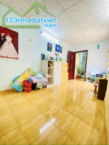 BÁN NHÀ 3 TẦNG HƯNG PHÚ - QUẬN 8 - 51M2- 4PN- NHỈNH 4 TỶ- GỌI NGAY 0784968131 - 3