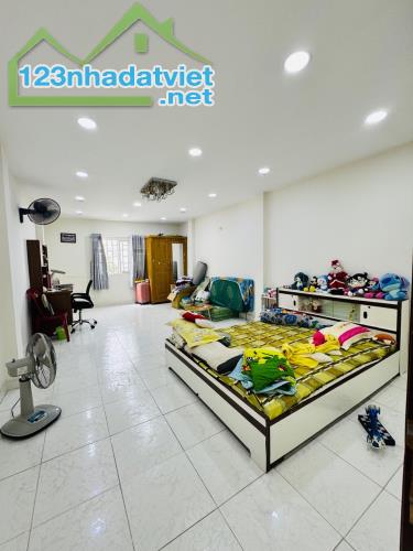 Mặt tiền xe hơi Âu Dương Lân 94m2, 4 tầng, kết cấu kiên cố, Gọi 0931172218 - 1