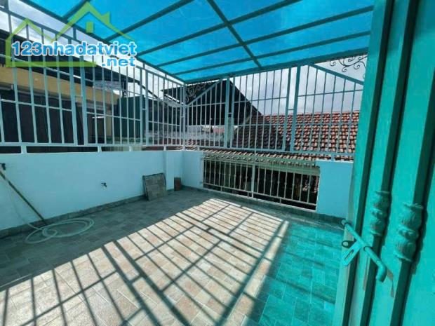 Nhà riêng ngõ phố đông thiên lĩnh nam dt40m2x5t giá 12tr - 5