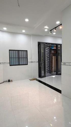 Nhà cách chỗ đậu oto vài bước chân Hưng Phú P10Q8 - 3