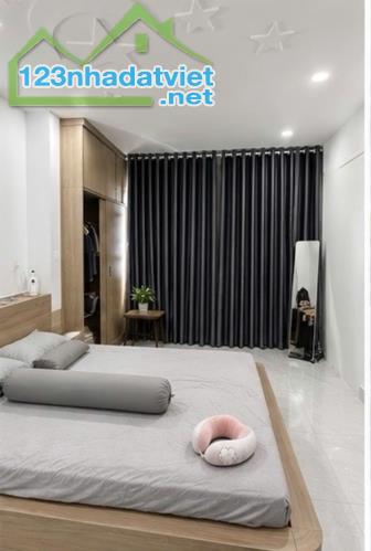 Nhà 3 tầng ngang 7 ngay Aeon Tân Phú chỉ 5.x Đ - 1