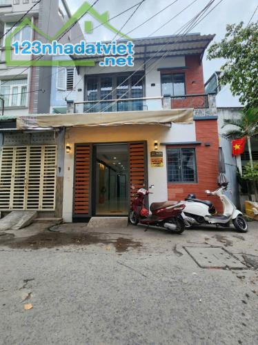 HOT HOT – BÁN NHÀ MỚI ĐẸP HẺM 5M – 184 Âu Dương Lân, Phường 3, Q. 8, TP. HCM