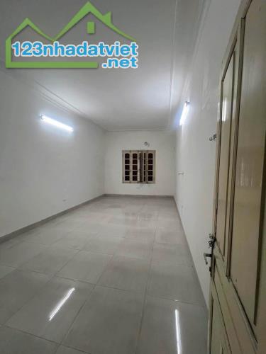 🏠 CHO THUÊ NHÀ NGUYÊN CĂN THÁI HÀ – ĐỐNG ĐA  50M² × 5 TẦNG + TUM  6PN  27 TRIỆU/THÁNG - 2