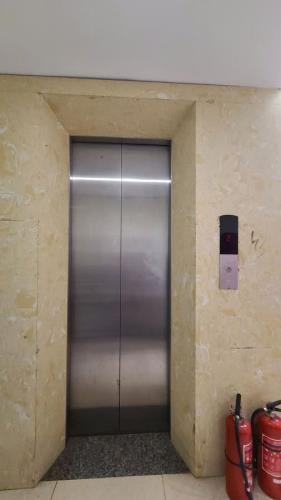 Nhà tôi cho thuê nhà, 121m2_ 5T; Huỳnh Thúc Kháng, Nguyên Hồng -38 tr - 2