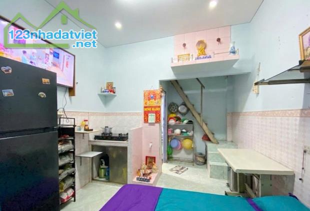 Nhà 1 lầu ko lộ giới Ba Đình P10Q8 P.Chánh Hưng - 1