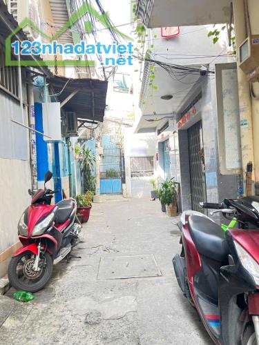 Nhà cấp 4 (6.3x13.5m) nở hậu hẻm cụt đường Phạm Hùng P4Q8. Giá: 6 tỷ - 1