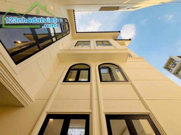 SIÊU PHẨM BIỆT THỰ MINI - Vị trí: MT đường - P. Thông Tây Hội (P.11 Gò Vấp) - HCM