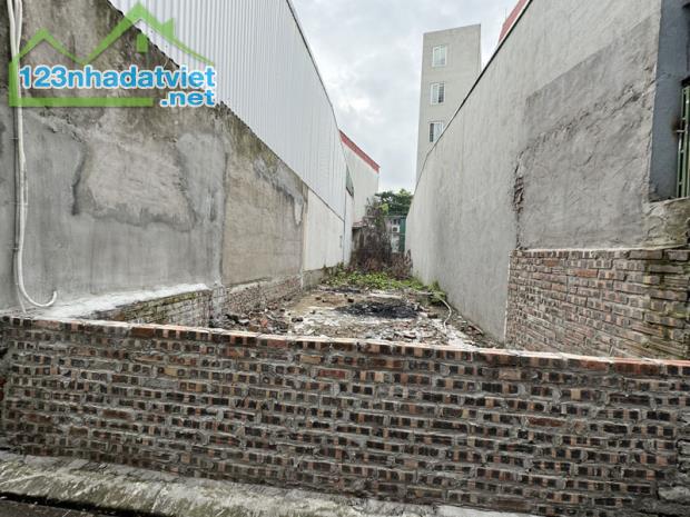 Cần bán 55,3m2 đất ngõ 249 Thạch Bàn Long Biên. Sát chợ và trường học các cấp - 3
