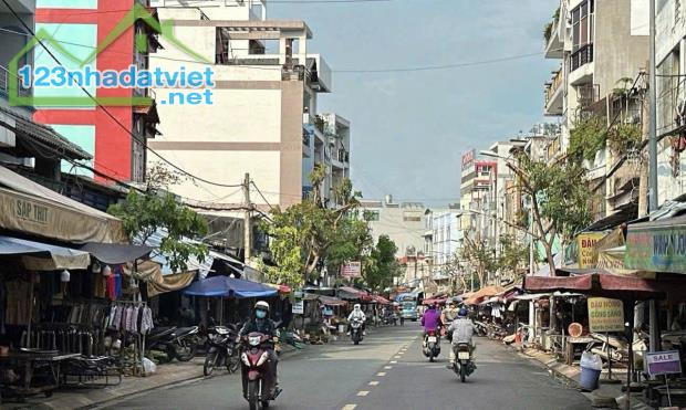 Bán nhà MTKD ngang 8m Phạm Văn Bạch 272m2 3 lầu làm showroom ngay chợ KD đỉnh 30 tỷ. - 3