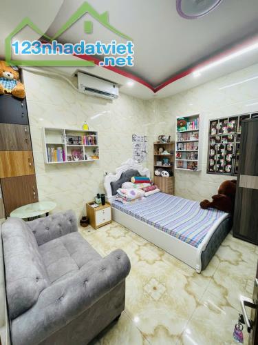 Bán Nhà Mặt Tiền Quận 11 - Kinh Doanh Tốt - 5PN - Nhỉnh 26 Tỷ - 2