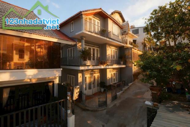 Cho thuê nhà 2  mặt tiền siêu đẹp đường Pasteur giá 22 triệu phường Xuân Hương Đà Lạt