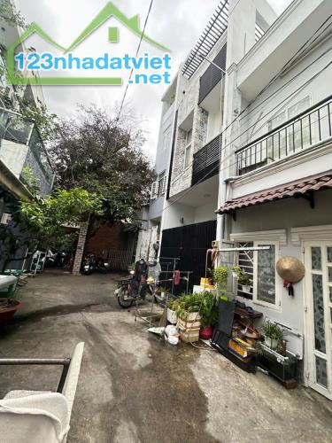 CHỈ 4.7 TỶ-4x15M-VUÔNG A4-ĐƯỜNG SỐ 9-LÊ VĂN THỌ-NHÀ CẤP 4-4PN-GẦN CV LÀNG HOA-GÒ VẤP - 1